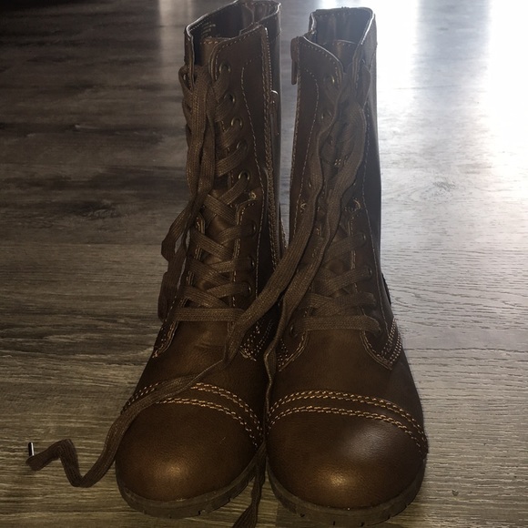 Brown Booties !! - Picture 2 of 4